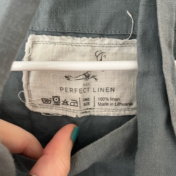 NotPerfectLinen Aqua Rennes Dress - Picture 2 of 2